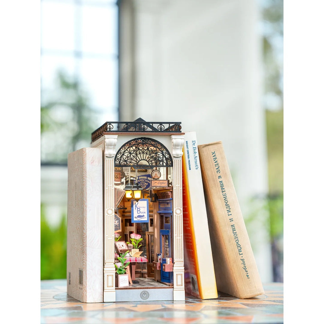 Arcade Dating - Rolife DIY Book Nook