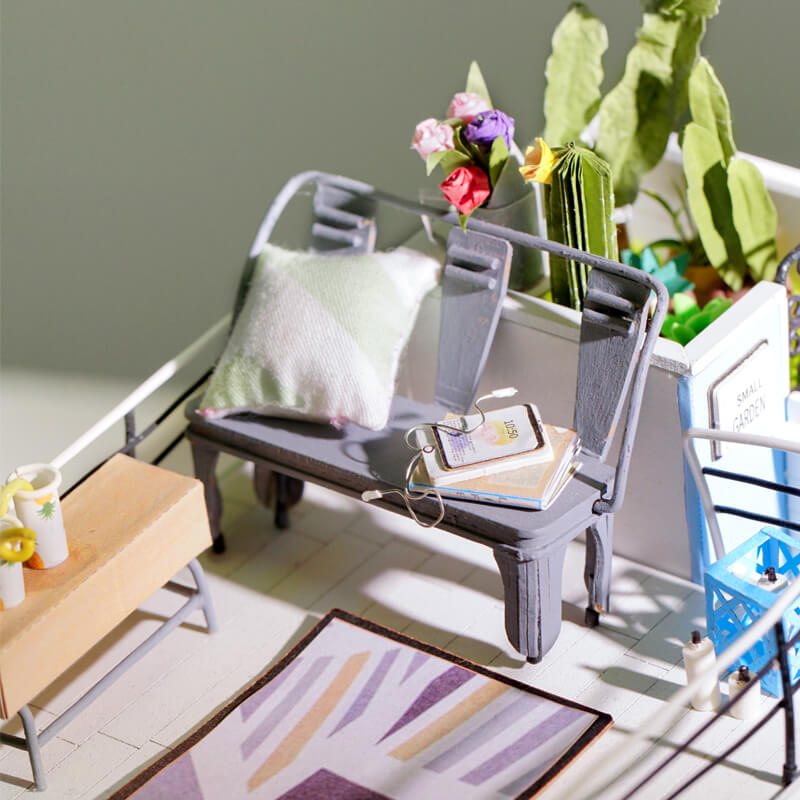 Dora's Loft - Rolife DIY Miniature House