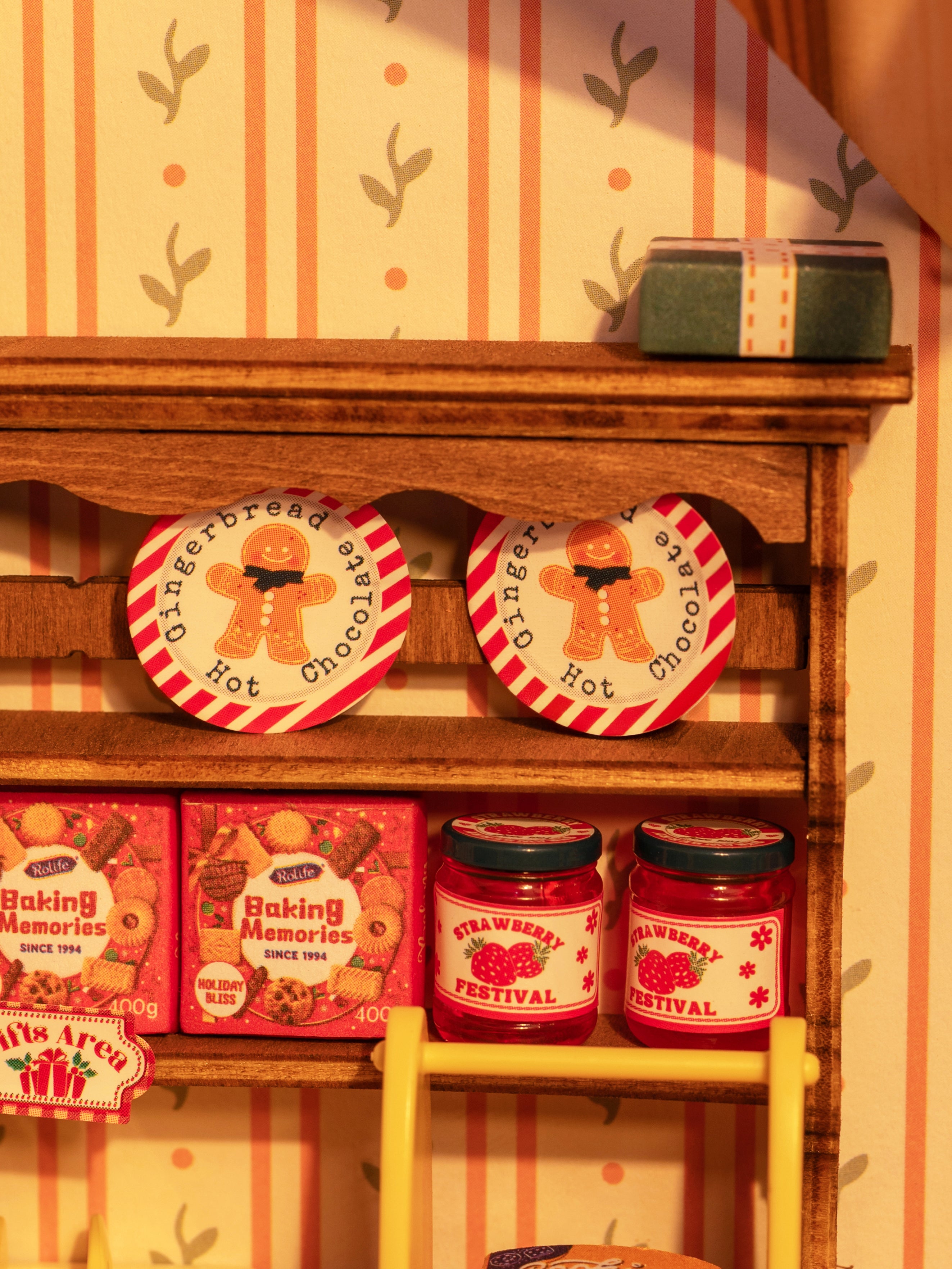 Gingerbread House - Rolife DIY Miniature House