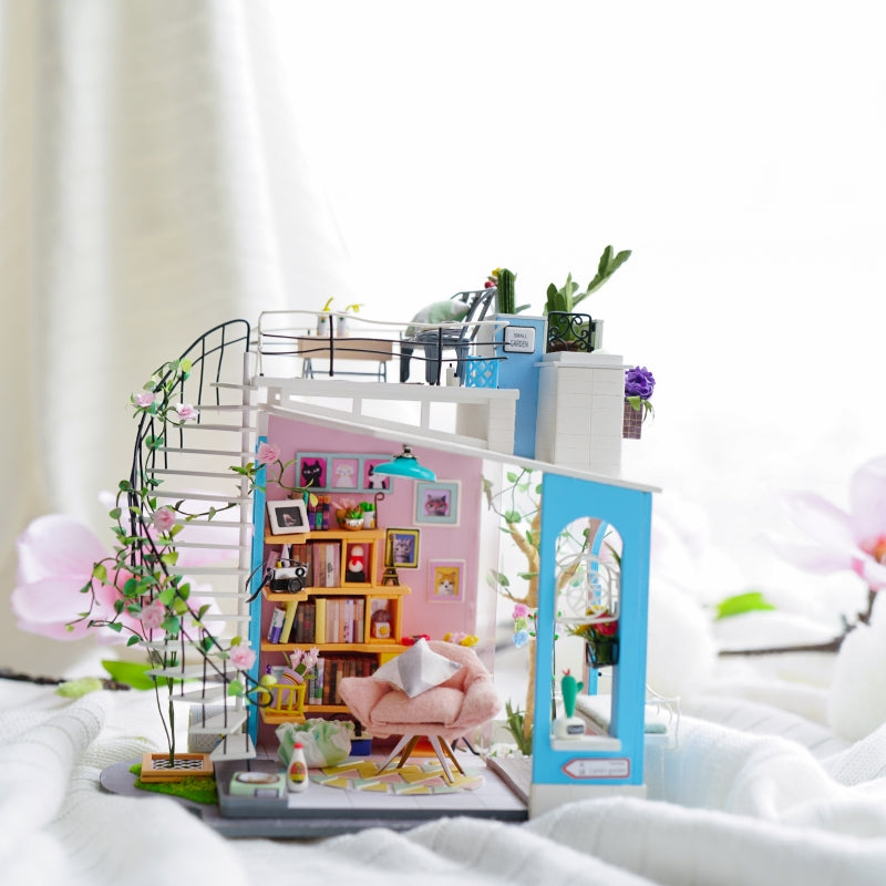 Dora's Loft - Rolife DIY Miniature House