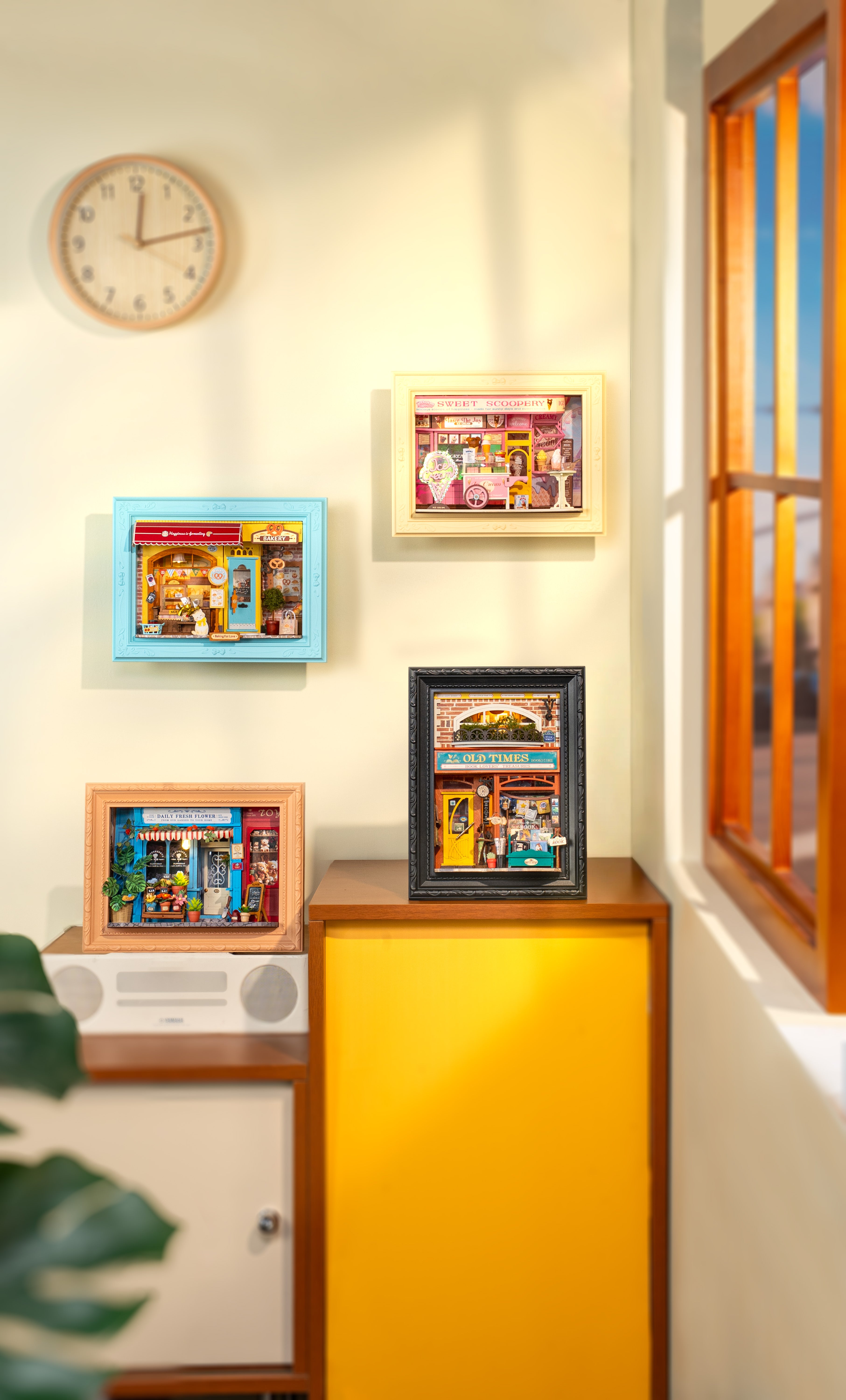 Old Times Bookstore - Rolife Story Frames Series